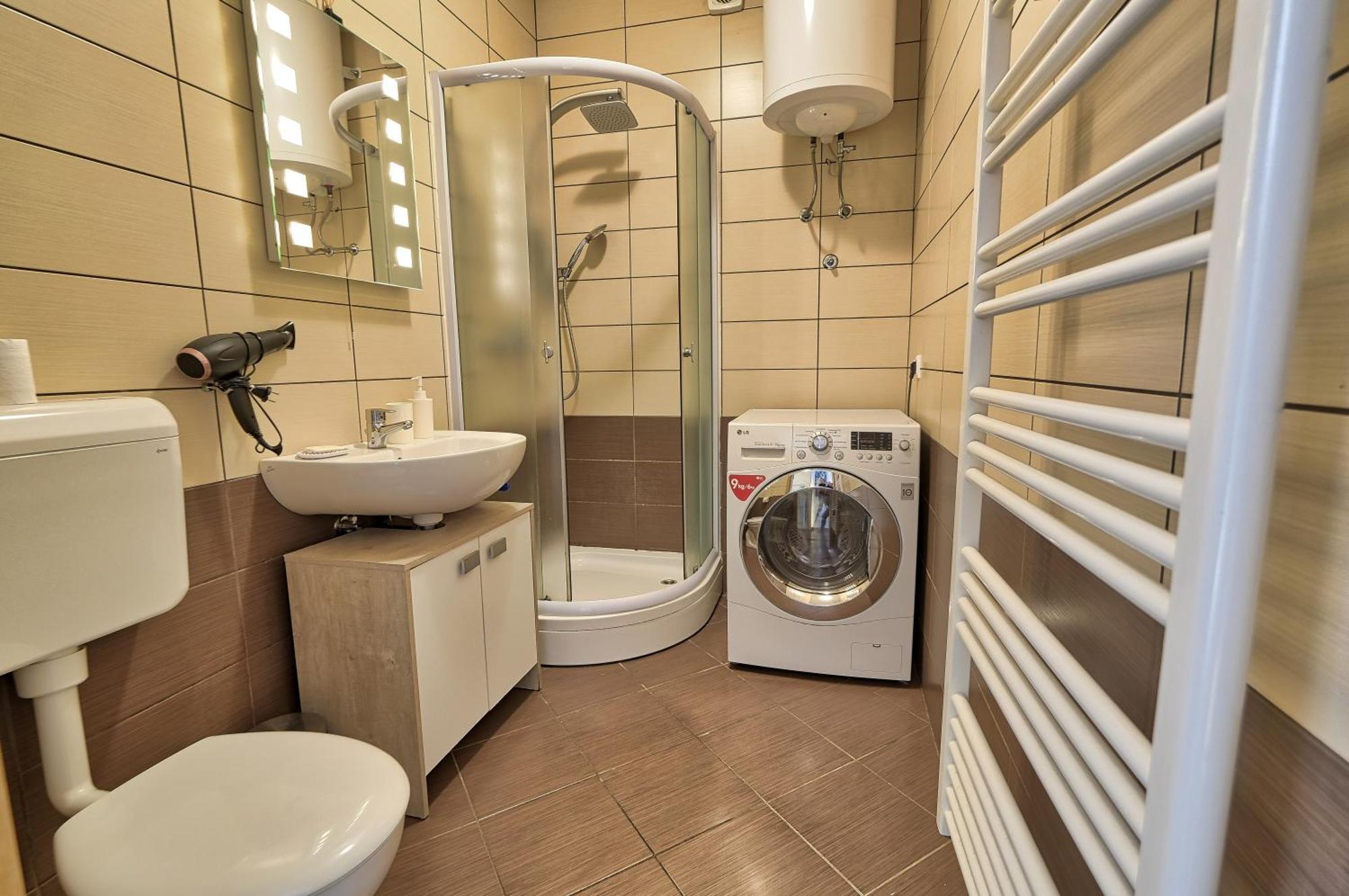 Apartment Ken Near Terme Paradiso Добова Экстерьер фото